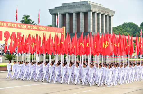 Gan bo mat thiet voi nhan dan theo tu tuong Ho Chi Minh net dac sac trong van hoa cam quyen cua Dang Cong san Viet Nam