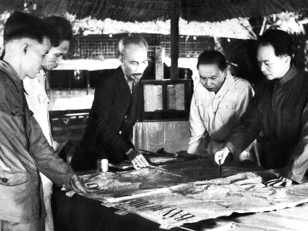 mot so bai hoc kinh nghiem tien hanh cong tac dich van trong chien dich dien bien phu