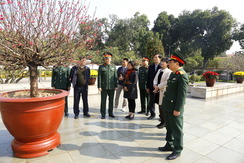 dong chi Mai anh 1
