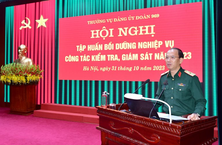 tap huan kiem tra 1