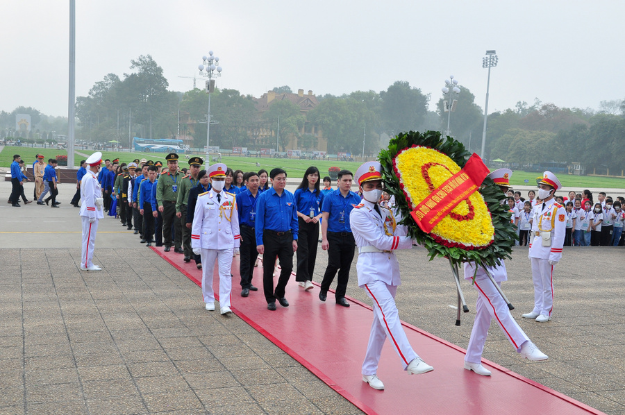 trung uong doan 4