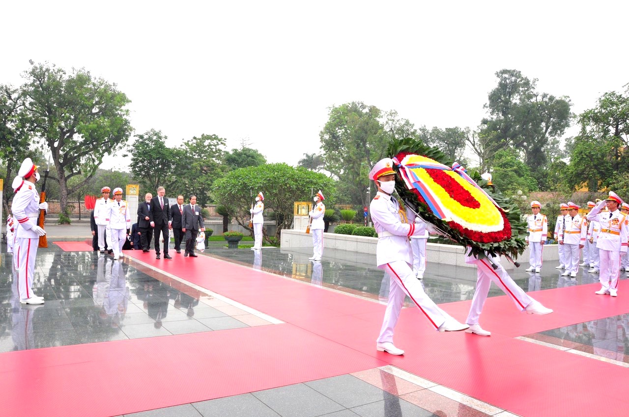 cong hoa sec 4 2