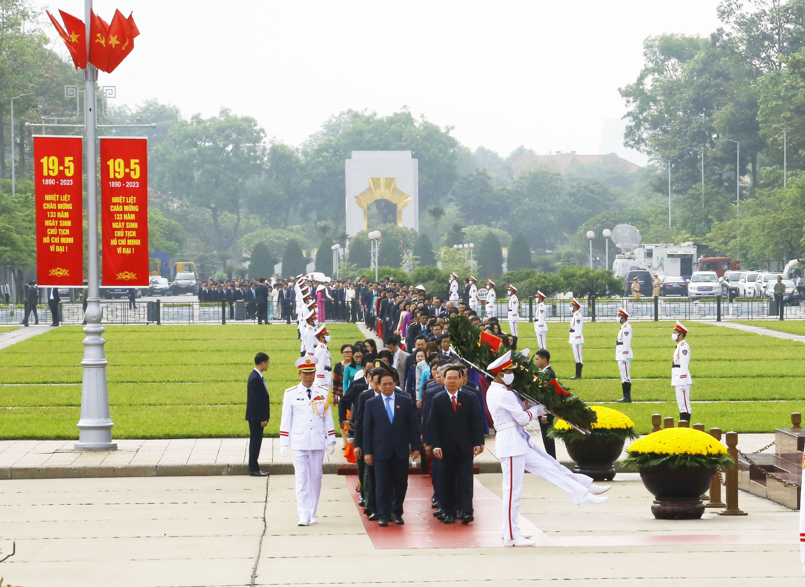 dai bieu quoc hoi 2