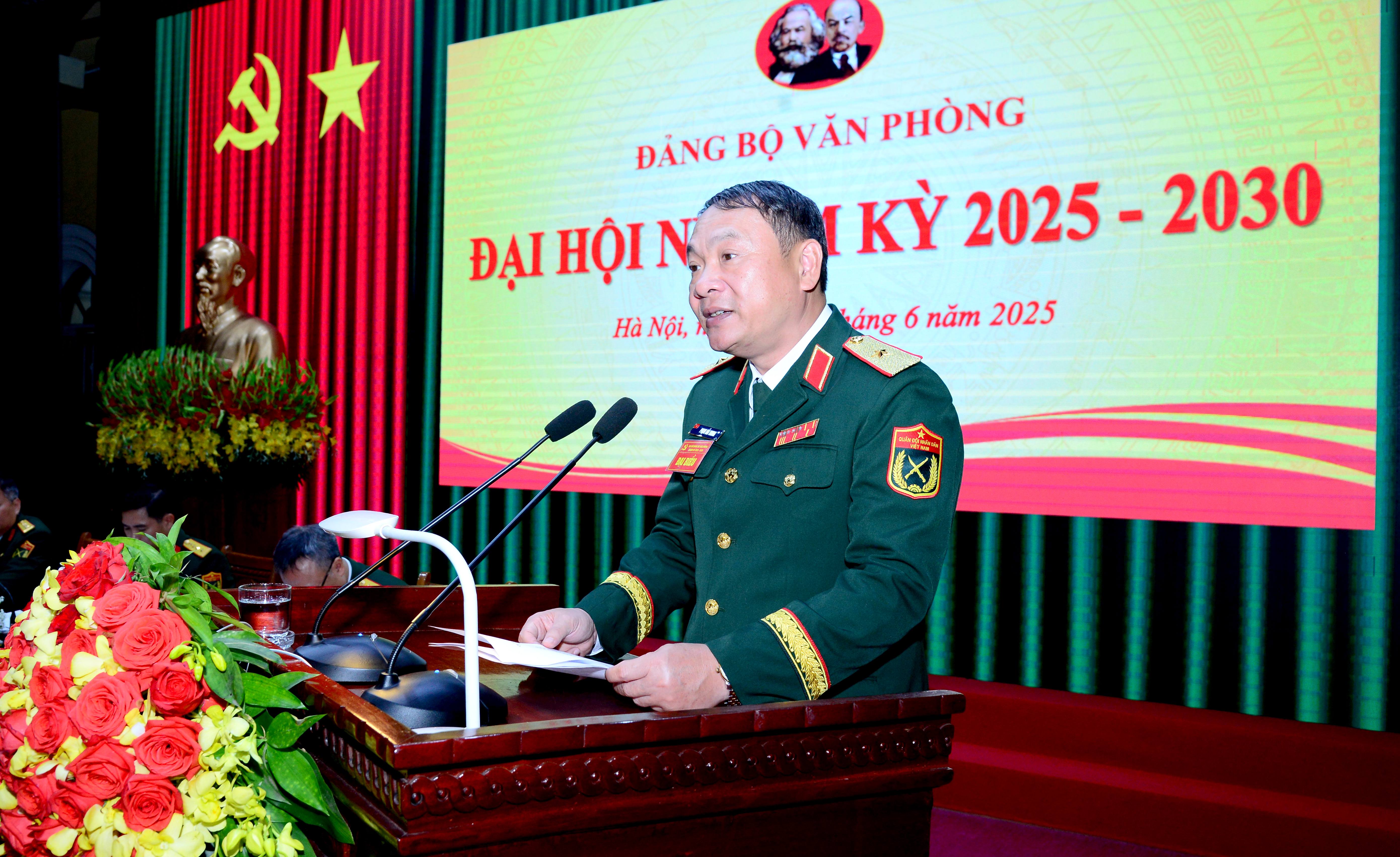 van phong 2 1