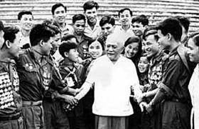 Bac Ton Tam guong sang cho the he tre Viet Nam hoc tap va noi theo