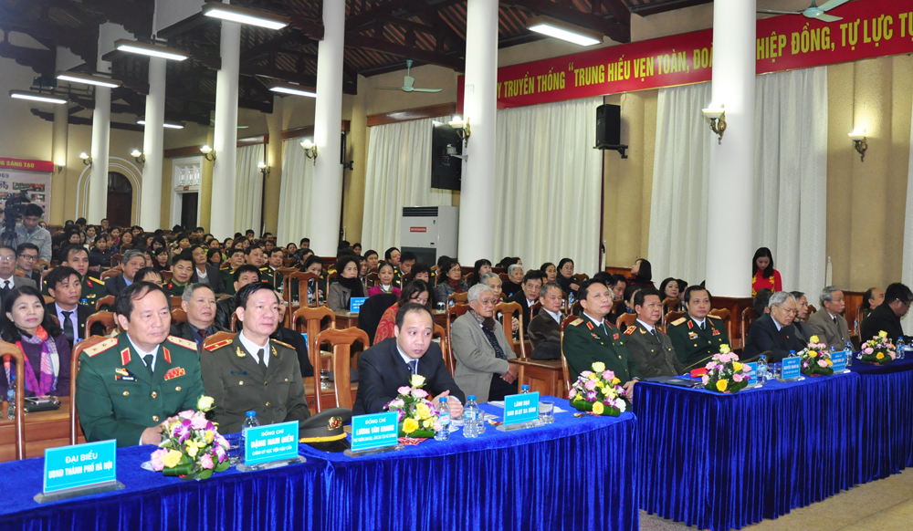 le-ky-niem-40-năm-quang-truong-2