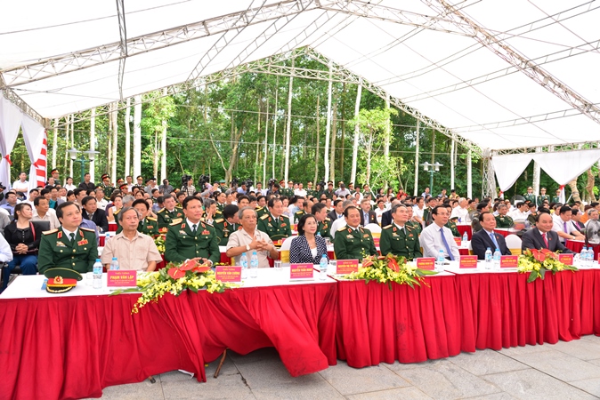 le-khanh-thanh-3