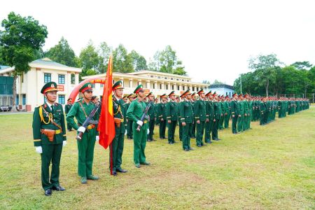 ĐOÀN 285 TỔ CHỨC LỄ TUYÊN THỆ CHIẾN SĨ MỚI NĂM 2026