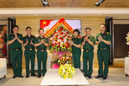 Bộ Tư lệnh Lăng Chủ tịch Hồ Chí Minh chúc mừng cơ quan báo chí Quân đội Ngày Báo chí Cách mạng Việt Nam